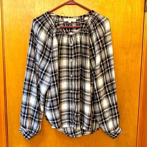 Women’s blouse, black plaid. Size large.
